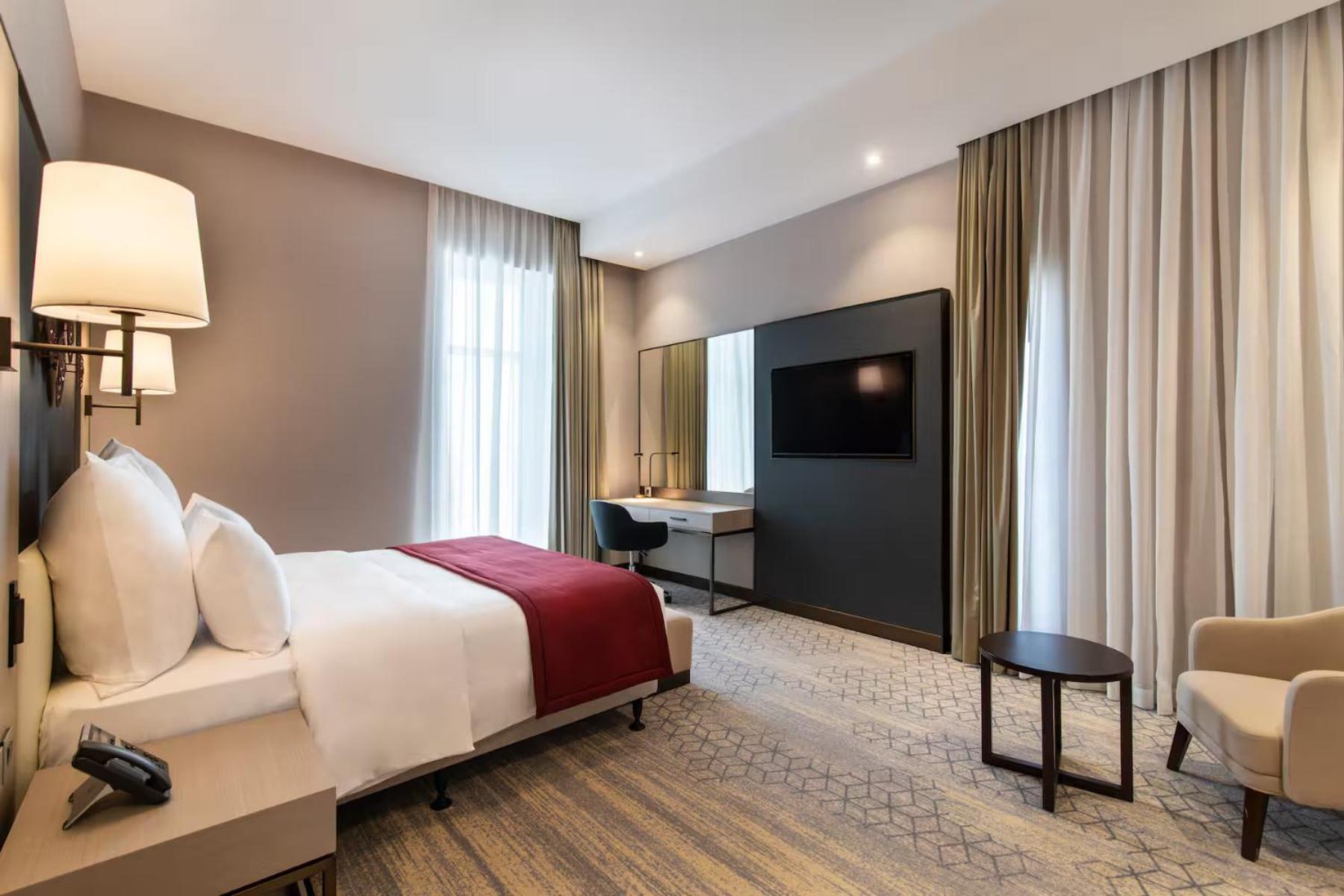 Ramada By Wyndham Riyadh King Fahd Road Экстерьер фото